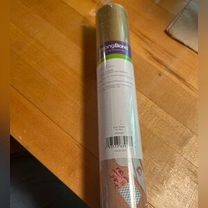 New roll Cricut StrongBond Metallic Gold Vinyl